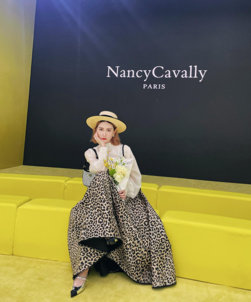 穹顶之下，流光溢彩！NancyCavally夏季成衣秀惊艳亮相”